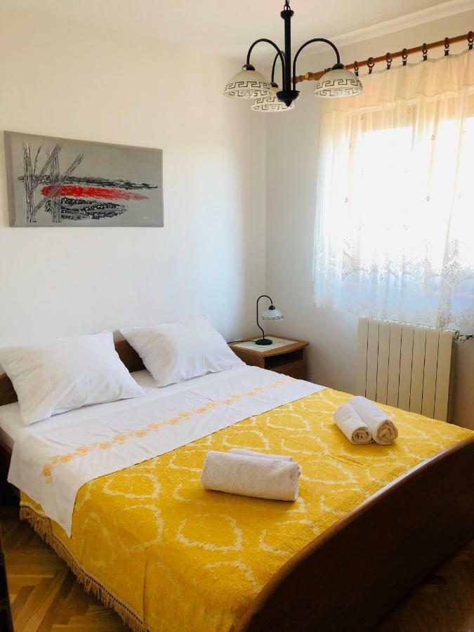 Apartman Rosita 1 *